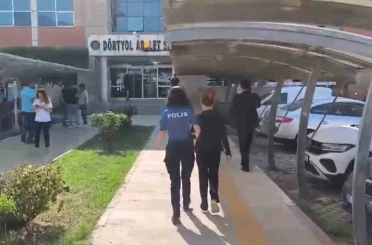 Hatay’da hapis cezası ile aranan 2 kişi yakalandı 