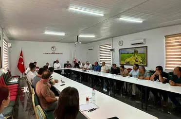 Hatay’da salça üreticileriyle sektörel değerlendirme toplantısı gerçekleştirildi
