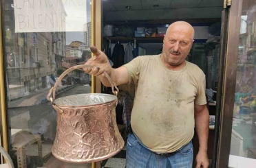 Hatıraları parlatıyor 