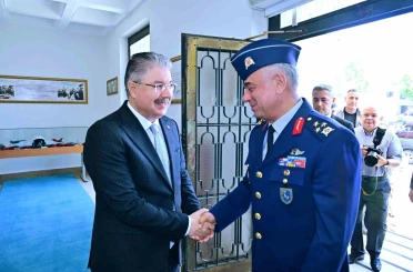 Hava Korgeneral Erdoğan Gür’den Vali Dr. Erdinç Yılmaz’a ziyaret 
