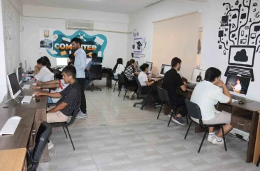 Hayallerindeki üniversiteyi büyükşehir belediyesi ile kazandılar 