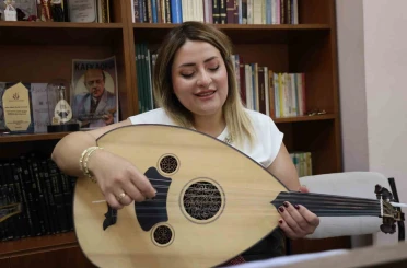 Hayallerinden vazgeçmedi, beyaz önlüğünü çıkartıp tekrar okula başladı 