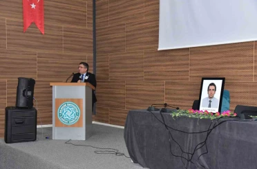 Hayatını kaybeden araştırma görevlisi için okulunda tören düzenlendi 