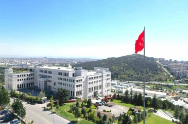 Hem üniversiteye hem mesleğe hazırlık 