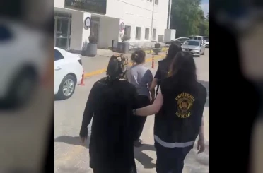 Hırsızlıktan 49 yıl hapis cezası bulunan kadın son soygununda yakayı ele verdi 