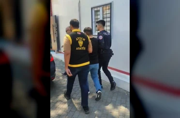 Hırsızlıktan aranan 2 hükümlü yakalandı 