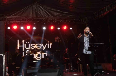 Hüseyin Kağıt Sarıgöl’ü coşturdu 