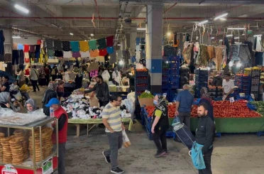 İBB tuvaletleri kilitledi, Bahçelievler Belediyesi pazarcı ve vatandaşın imdadına yetişti 