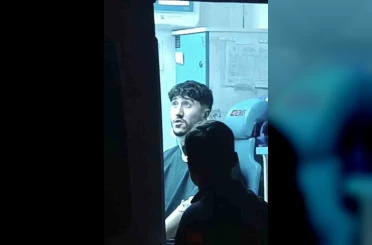 Iğdır’da kontrolden çıkan otomobil iş yerine girdi: 2 yaralı 