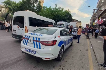 İki grup arasında kavga çıktı, bir polis yaralandı 