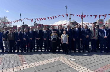 İl Milli Eğitim Müdürü Esen: "Dün olduğu gibi bugün de güvenli limanlarımız okullarımızdır" 