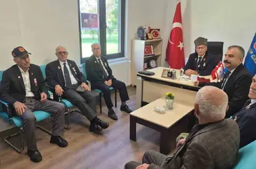 İl Müdürü Bayrak’tan Gaziler Günü’nde anlamlı ziyaret
