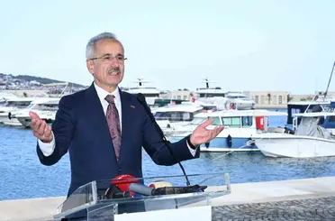 İlk yerli tarama gemisi suya indi
