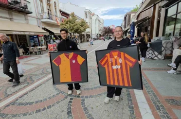 İmzalı formalar evin en özel köşesinde yer alacak 