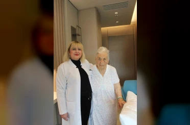 İnme geçiren 93 yaşındaki hasta akut tedaviyle ayağa kalktı 