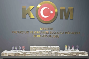İş yeri aramasında 7 bin 420 adet doldurulmuş makaron ele geçirildi 