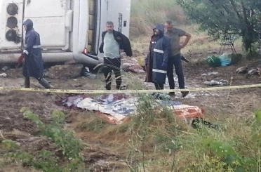 Isparta’da 5 kişinin hayatını kaybettiği feci kazada sürücü tutuklanarak cezaevine gönderildi 