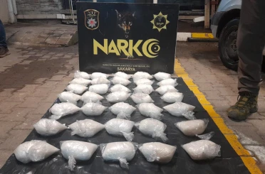 İstanbul’a 17 kilo zehir götürecekti, Sakarya’dan çıkamadı 