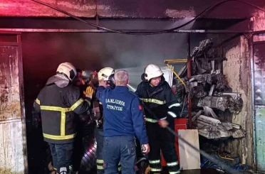 İşyerindeki yangına itfaiye müdahale etti 