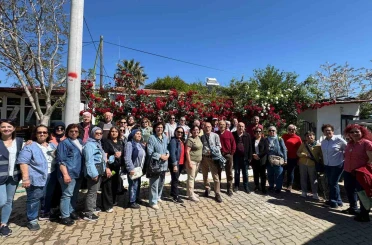 İzmir Büyükşehir Belediyesi’nden emeklilere özel gezi programı 