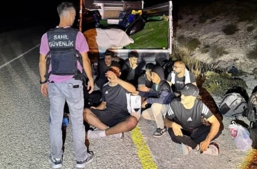 İzmir’de 102 düzensiz göçmen yakalandı 