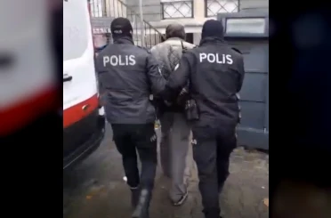 İzmir’de 24 yıl hapis cezasıyla aranan şahıs yakalandı 