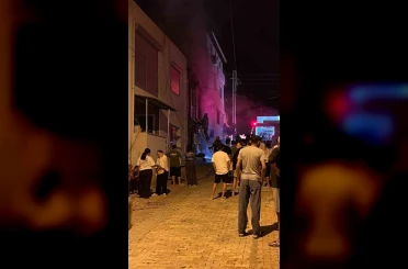 İzmir’de bir otelde çıkan yangında patlama sesi paniğe neden oldu 