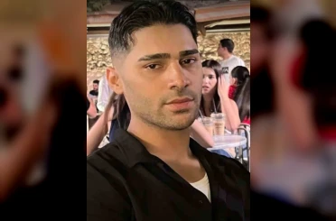 İzmir’de emniyet şeridindeki kamyona çarpan motosikletli genç hayatını kaybetti 
