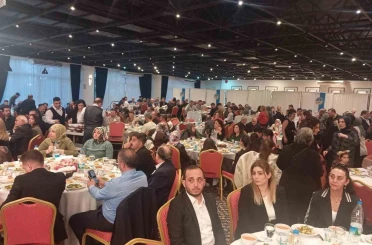 İzmir’de Erzurumlular iftar programında buluştu 
