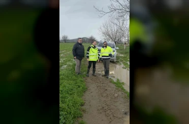 İzmir’de gazeteci habere giderken haber oldu 