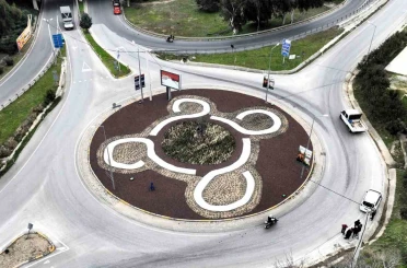İzmir’de kavşaklar sanat eserine dönüşüyor 