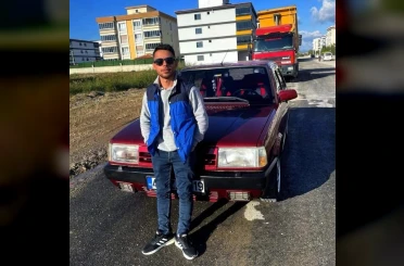 İzmir’de otomobil takla attı: 1 ölü, 1 yaralı 