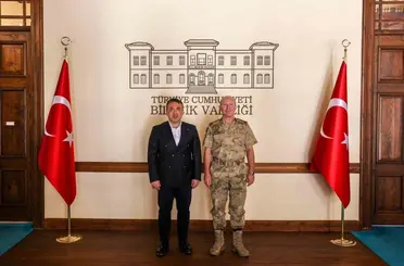 Jandarma Eğitim Komutanı İlbey’den Vali Sözer’e ziyaret
