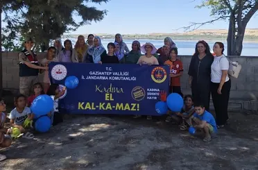 Jandarma ekipleri KADES uygulamasını tanıttı
