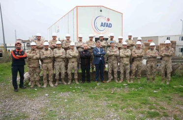 Jandarma komandolar eğitimde 