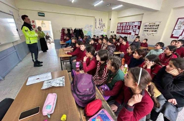 Jandarmadan 6 ilçede öğrencilere trafik eğitimi 