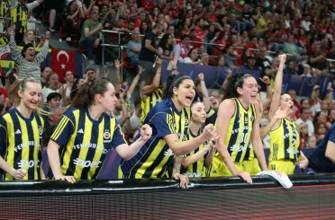 Kadınlar Euroleague’de 3. kez şampiyon Fenerbahçe 