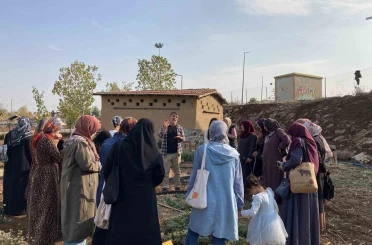 Kadınlar tıbbi ve aromatik bitkileri yerinde tanıyor 