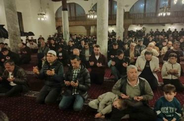Kadir Gecesi huşu içinde idrak edildi 