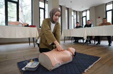 Kahramanmaraş’ta belediye personellerine ilk yardım eğitimi 