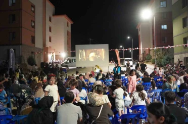 Kahta Belediyesi’nden çocuklara unutulmaz sinema gecesi 