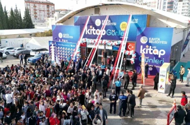 Kahta’da ilk Kitap Fuarı açıldı 