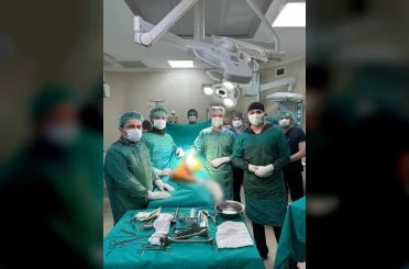 Kalça kemiği kırılan 91 yaşındaki hasta, yeniden ayağa kalktı 