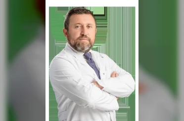 Kalça kırıkları kadınlarda 70, erkeklerde 80 yaş sonrası daha sık görülüyor 