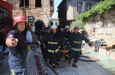 Kaleiçi’nde 2 kişinin öldüğü otel yangını davasında bilirkişi raporu beklenecek 
