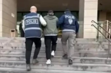 Kameralarla donatılan evden çok sayıda uyuşturucu madde çıktı