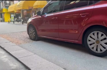 Kapatılmayan altyapı çukuru sürücüleri mağdur ediyor 