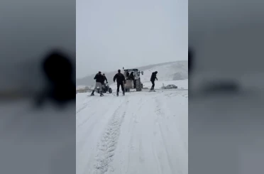 Kar yağışı sonra eğlenceli anlar 