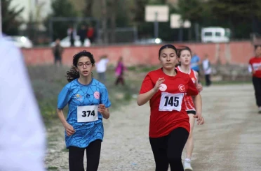 Karabük’te ANALİG Atletizm Kros 1. Etap yarışmaları düzenlendi 