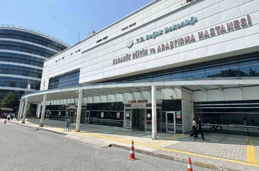 Karabük’te gıda zehirlenmesi: 8 kişi hastaneye kaldırıldı 